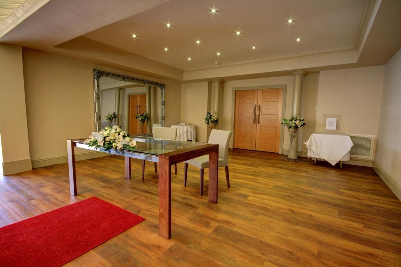 The Rochford Hotel Екстер'єр фото